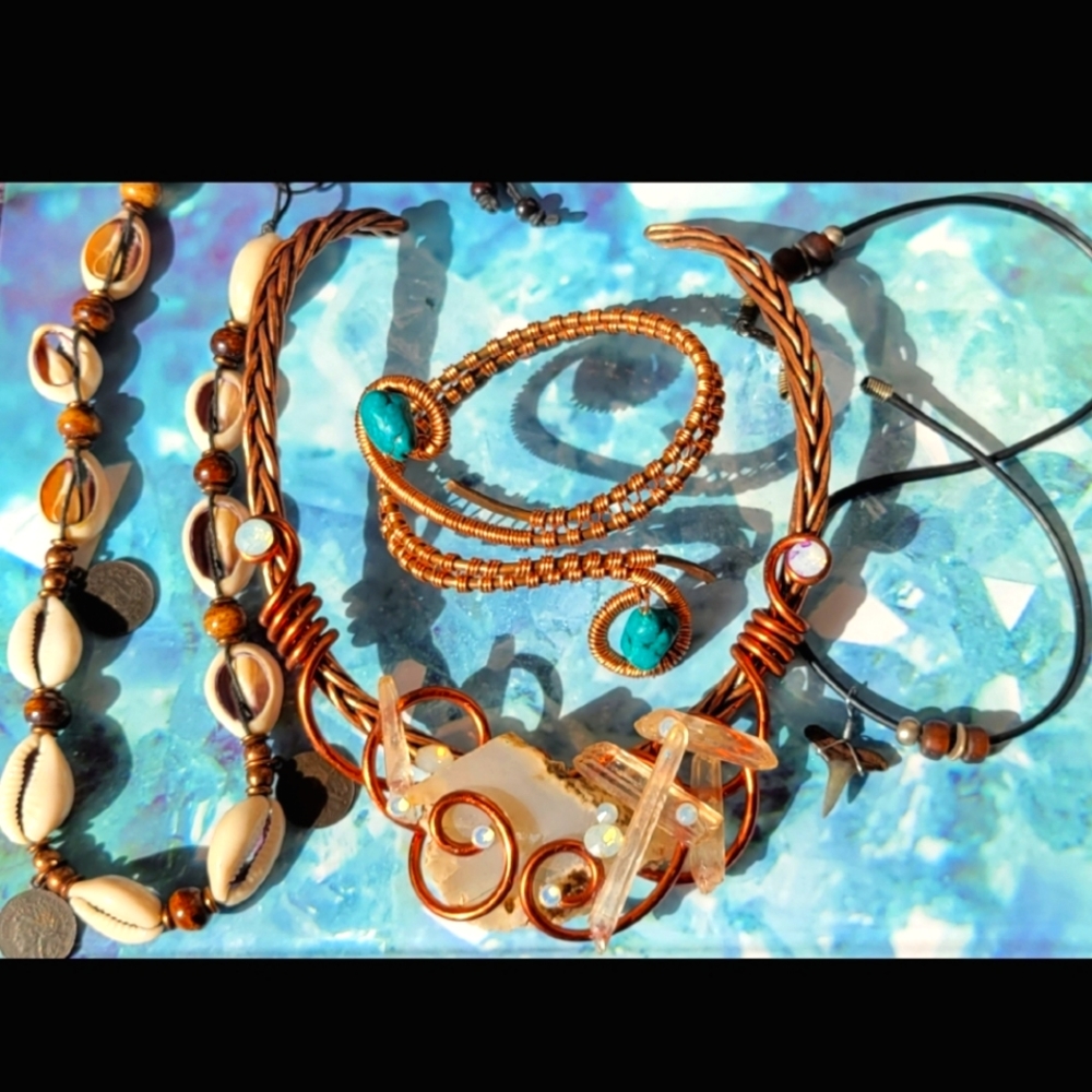 Necklaces & Bracelet